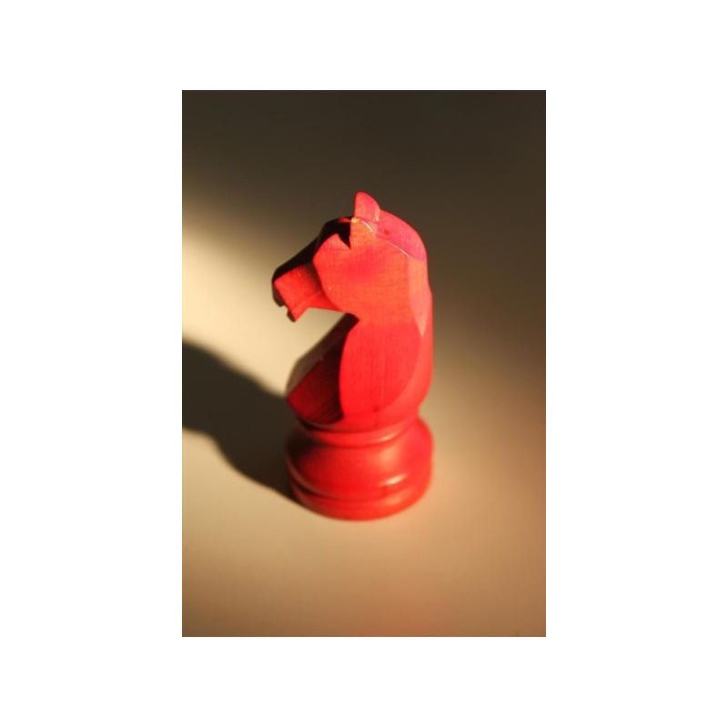 Cheval en buis rouge pour...
