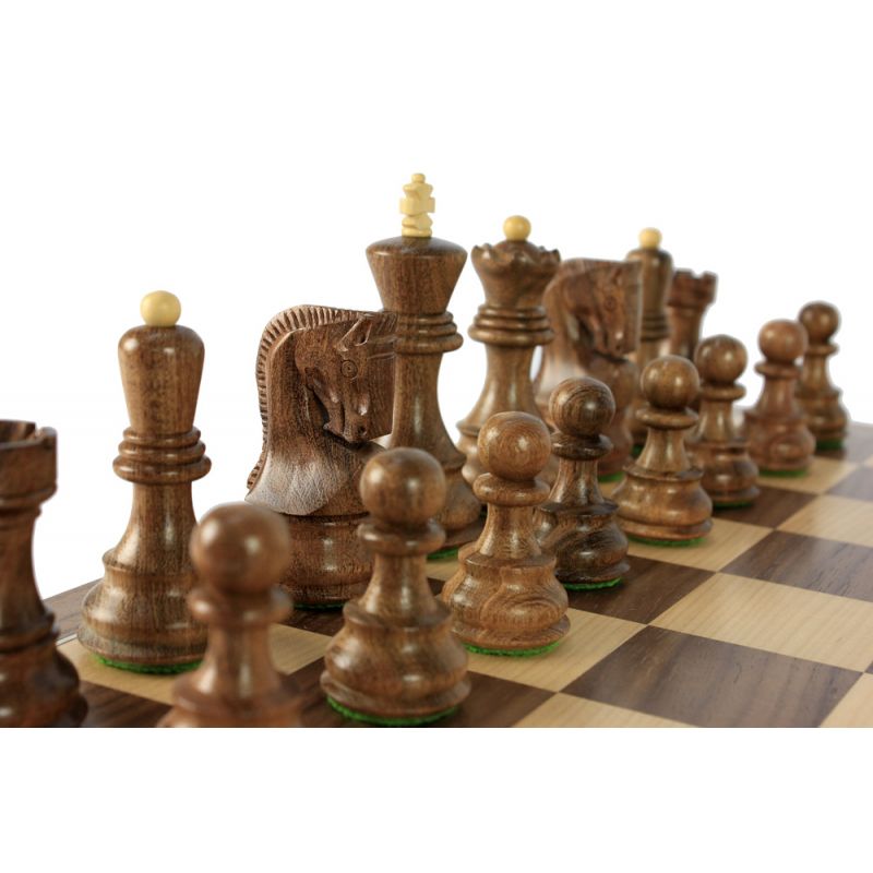 Le beau jeu d’échecs / finition Acacia et buis (personnalisable)