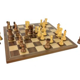 Le beau jeu d’échecs / finition Acacia et buis (personnalisable)