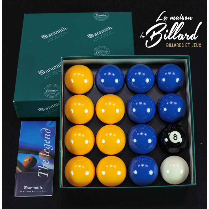 Boules de billard jaunes et bleues