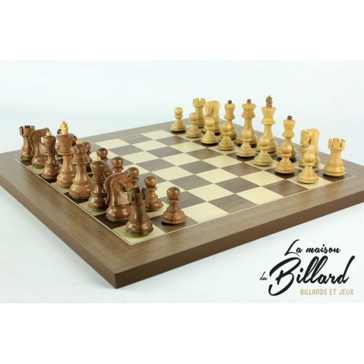 Le jeu d’échecs luxe. Noyer/Erable 35 x 35 (personnalisable)