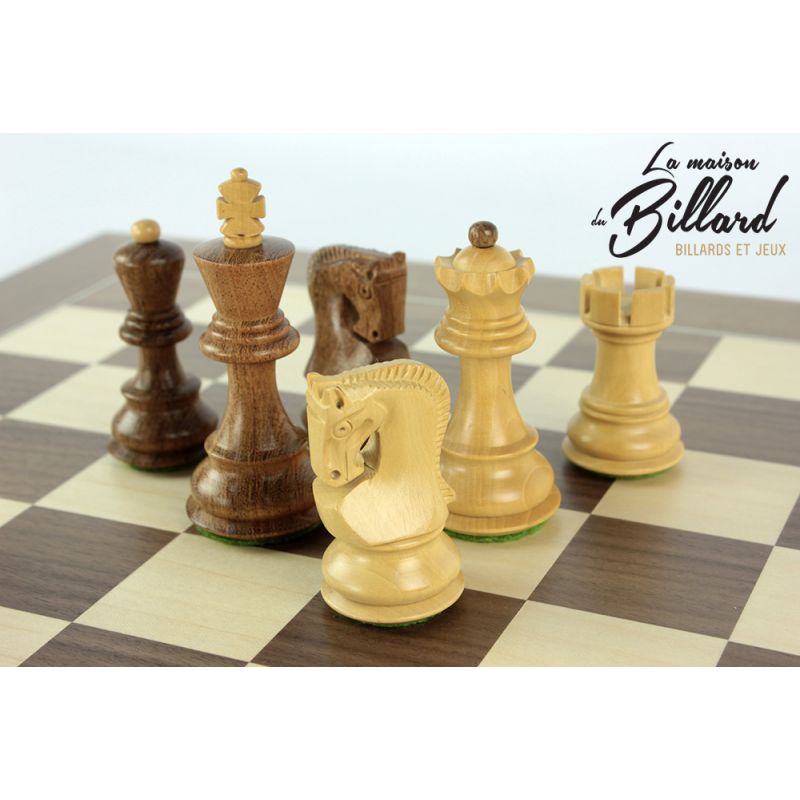 Le jeu d’échecs luxe. Noyer/Erable 35 x 35 (personnalisable)