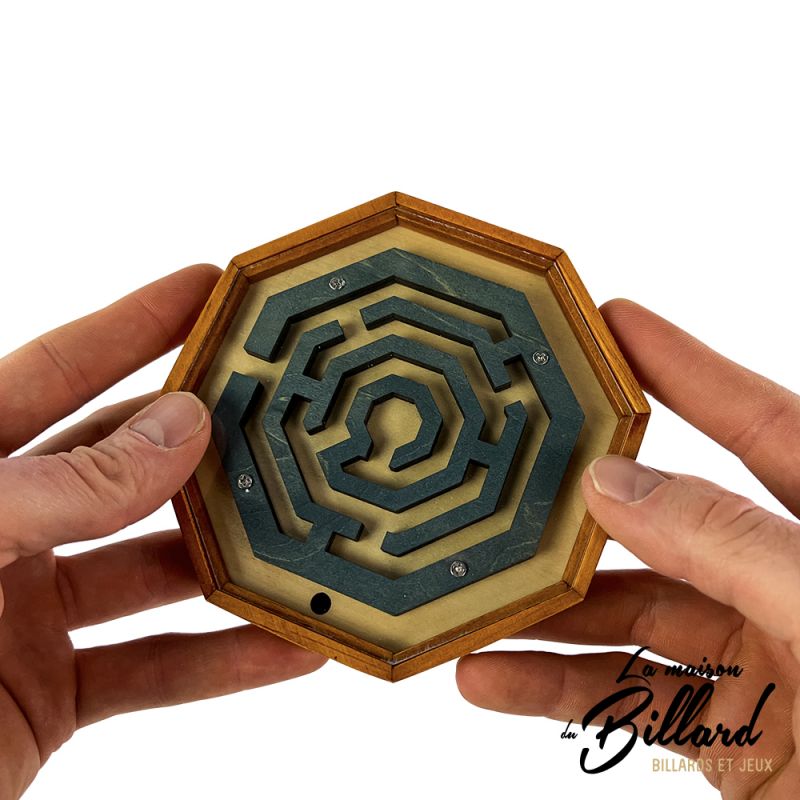 Labyrinthe octogonal en bois