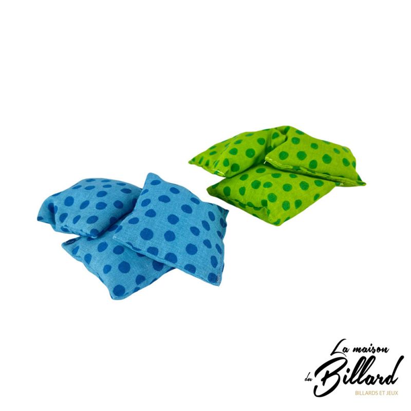 Six sachets de lancer en tissu à pois, quatre bleus et quatre verts, du jeu Bande de pirates Goki.