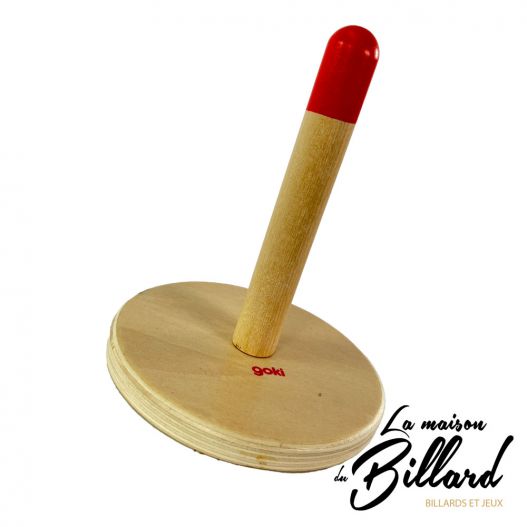 Base en bois du jeu de lancer Goki avec tige verticale surmontée d'un embout rouge.