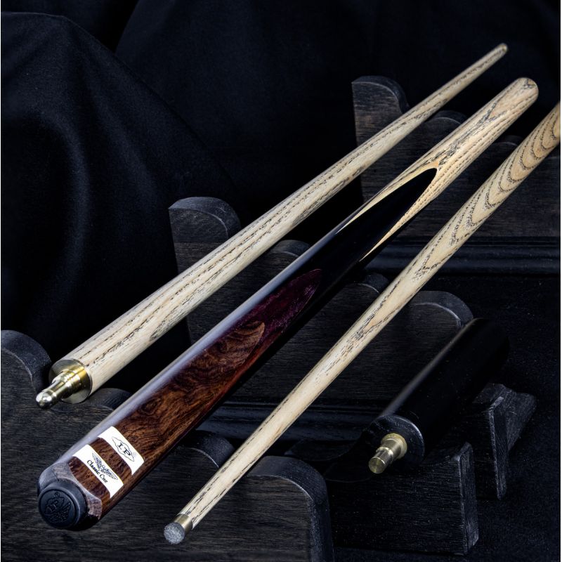 queue de billard très fine pour jouer au billard anglais