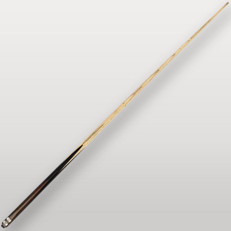 Queue de billard LP Legacy vue complète, fût noir et bois clair sur fond neutre.