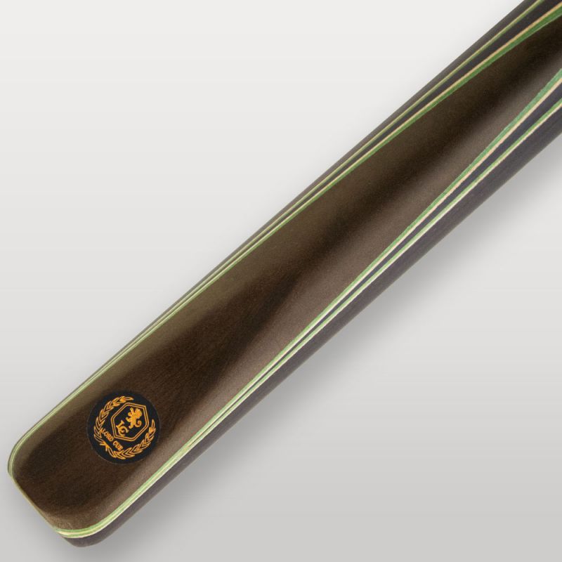 Logo Lord Cue sur le fût de la queue de billard Émeraude, finition haut de gamme.