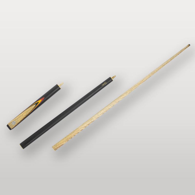 Queue de billard Lynx 2000 démontée en trois parties, conception pratique pour le transport.