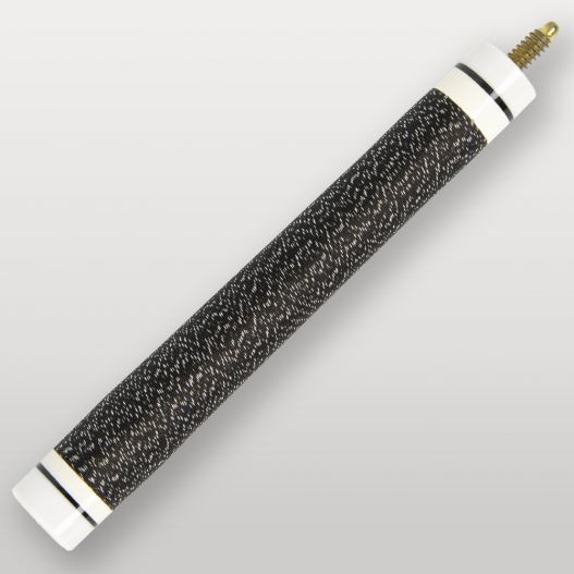 Zoom sur la poignée blanche antidérapante de la queue de billard 4 parties, confort et précision.