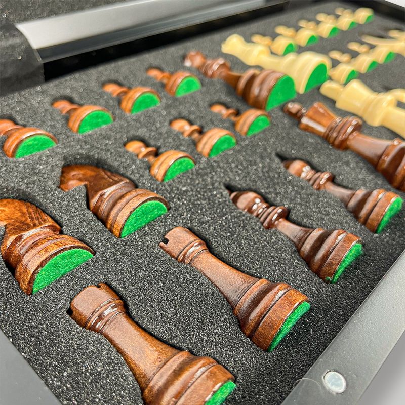 Jeu d’échecs en bois marqueté – Coffret élégant et durable