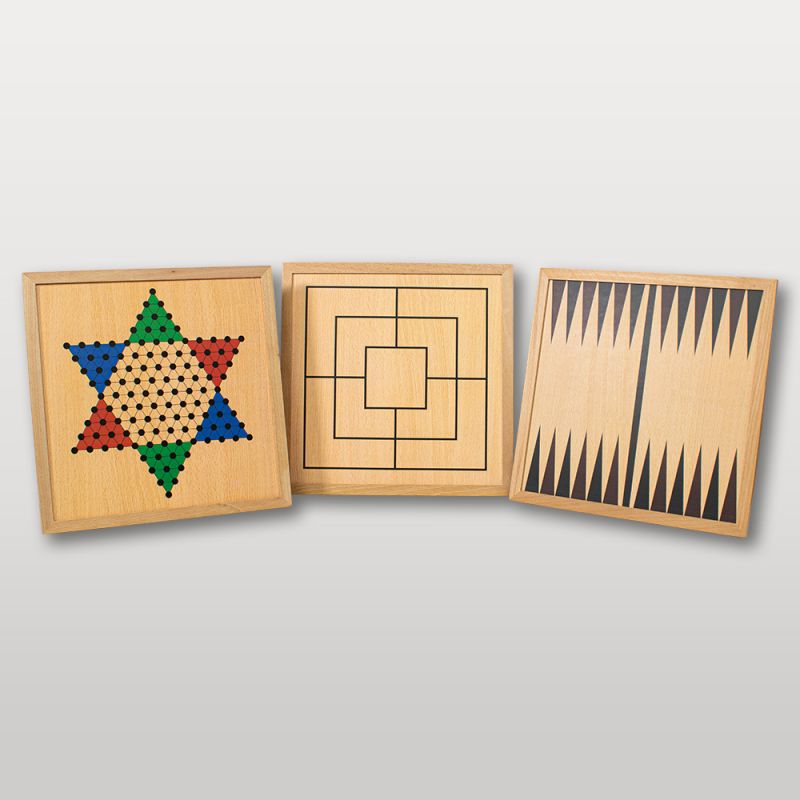 plateaux en bois de jeu