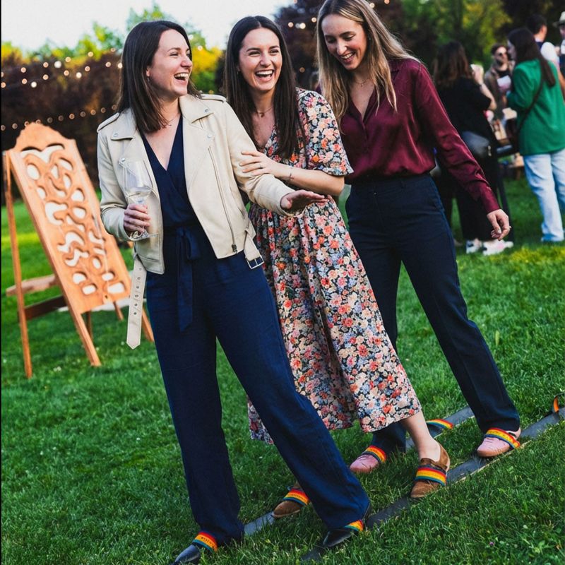 Skis 4 personnes, découvrez un jeu de cohésion pour l'animation