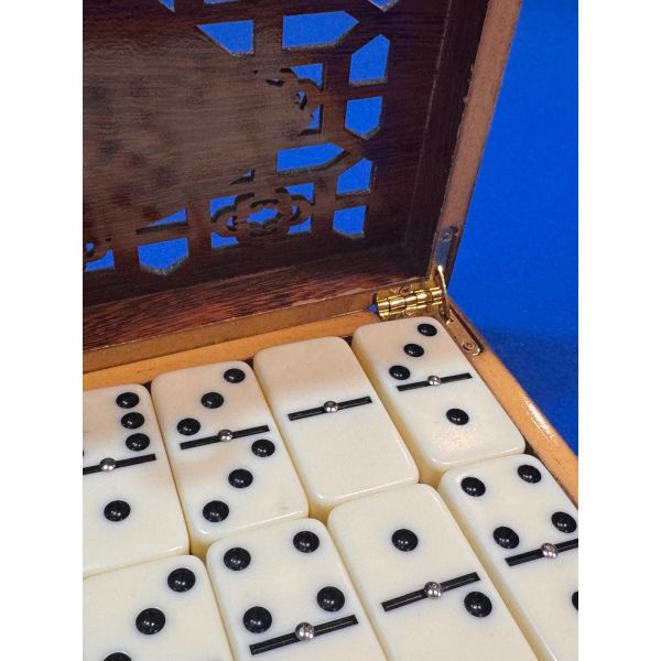 Dominos Double 6 – Coffret – 28 Dominos Classiques-4
