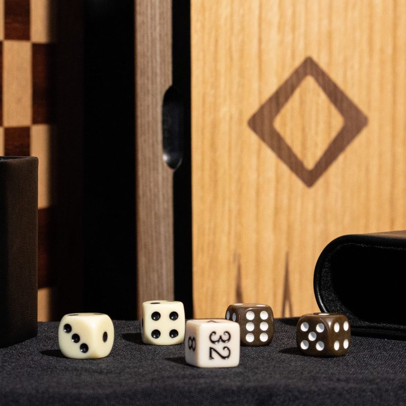 Coffret échecs dames et backgammon en marqueterie