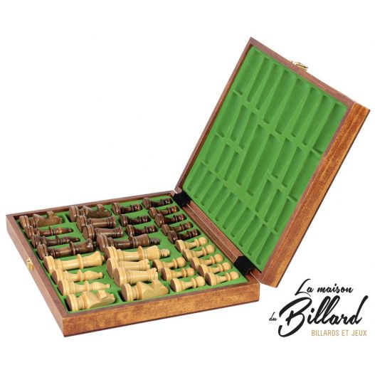 Le jeu d'échecs en bois version luxe