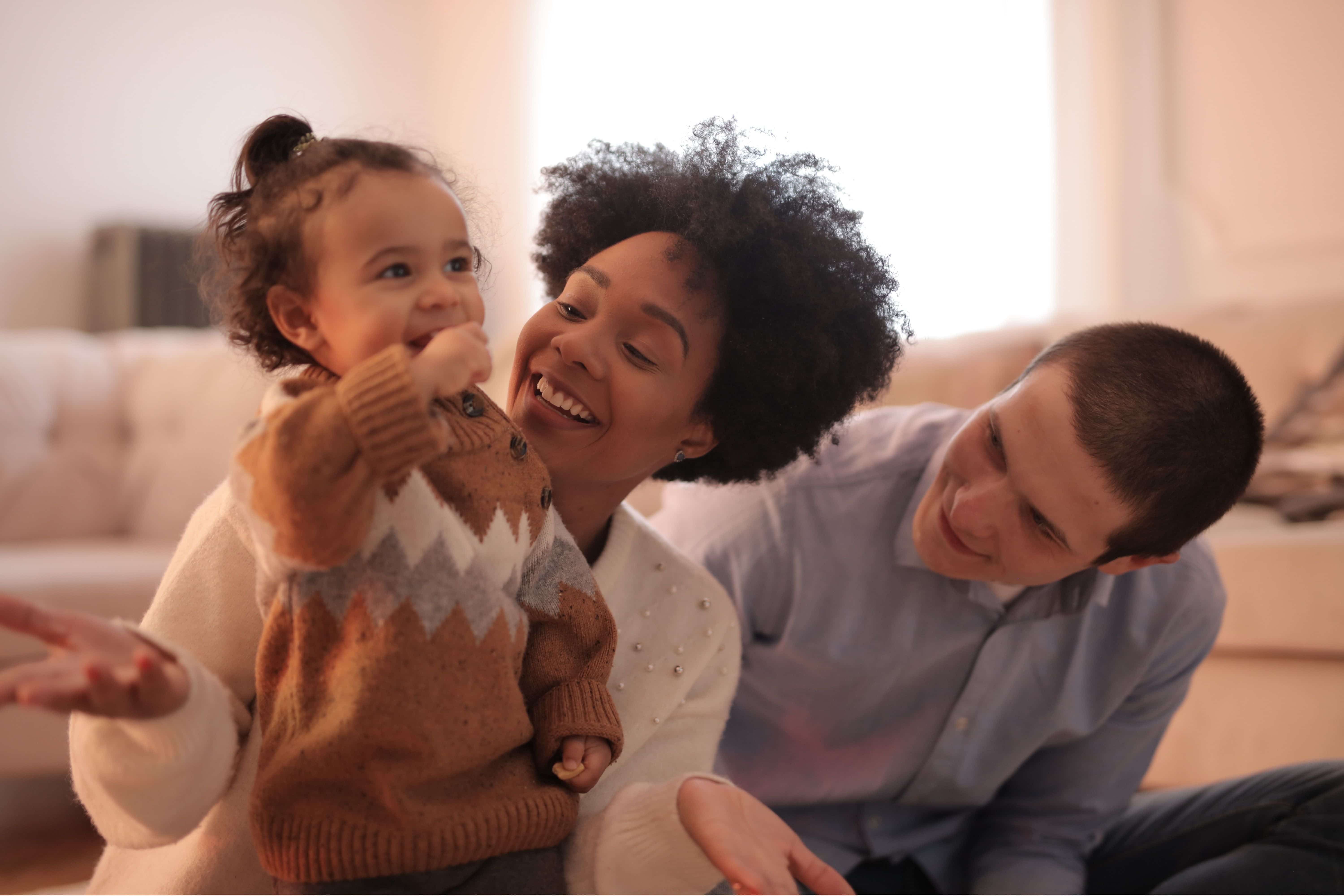 Jouer enfant et parents