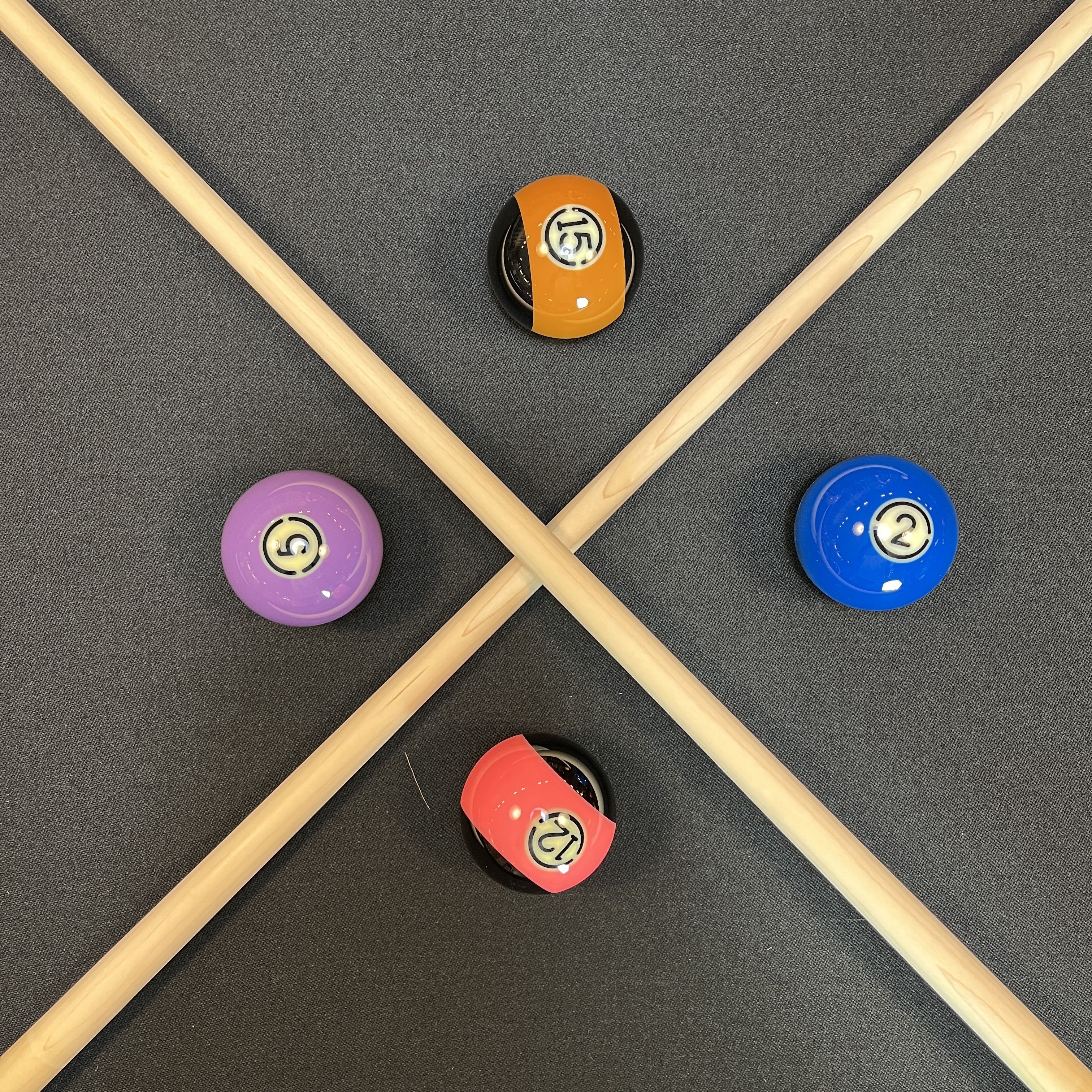 AKLOT Queue de billard Batons de queue de billard eois d'érable canadien  Design unique et durable pour joueurs de billard prof153 - Cdiscount Jeux -  Jouets