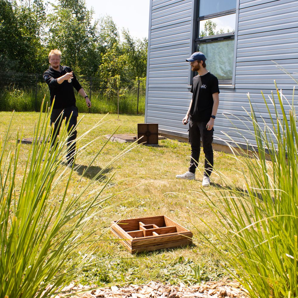 Jeu plein air intergenerationnel en bois