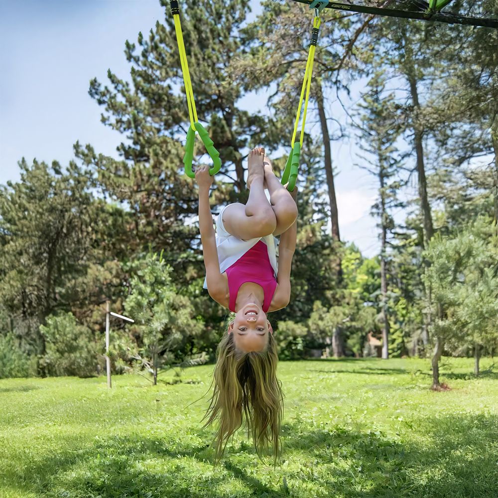 Swing set 