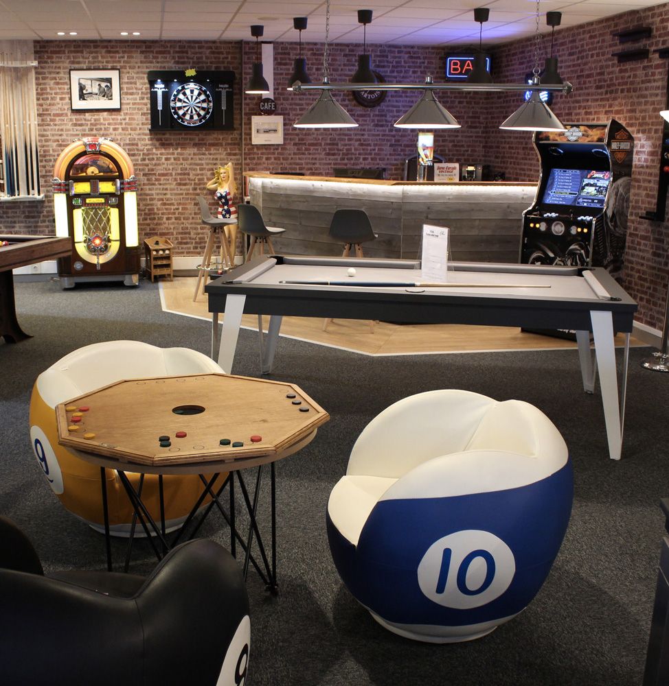 ancien Magasin jeux en bois