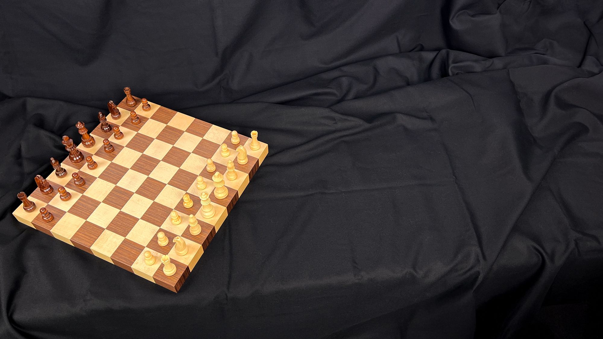 jeu echecs marqueté