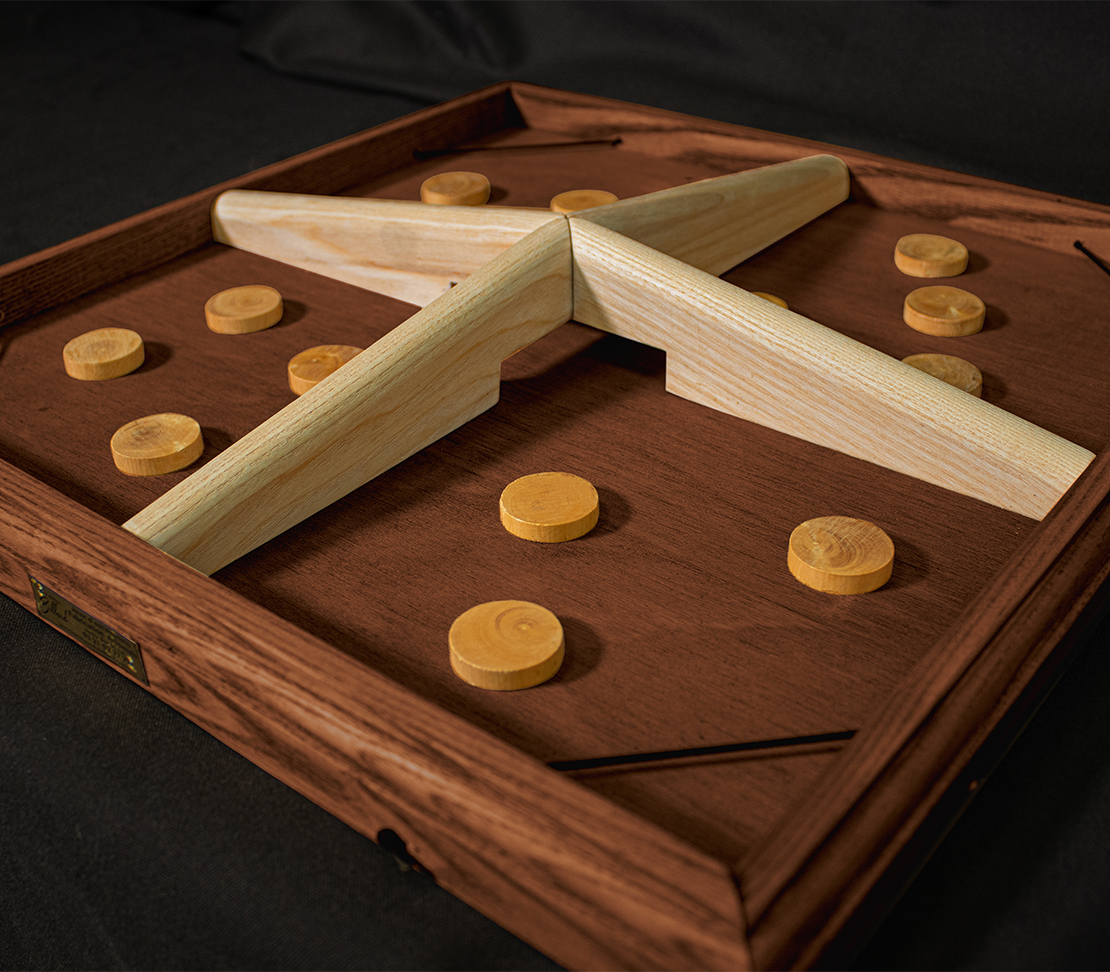 Détail des rebonds en bois de la planche à rebond