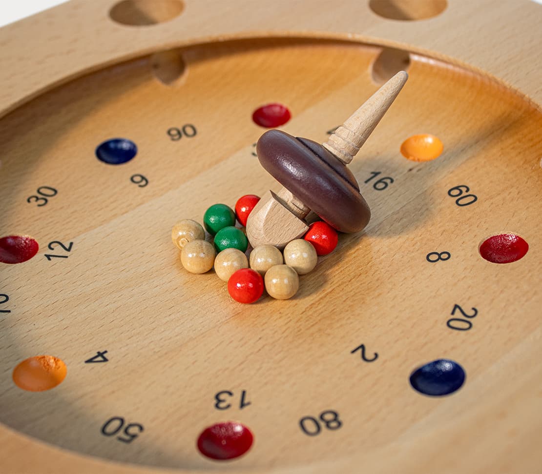 Vue de dessus du jeu Octoroulette en bois