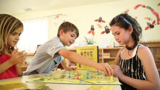 COVID-19 : Occuper les enfants en intérieur